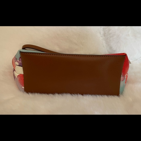 Pretty Lauren by Ralph Lauren Colorful Wristlet. - Picture 5 of 12